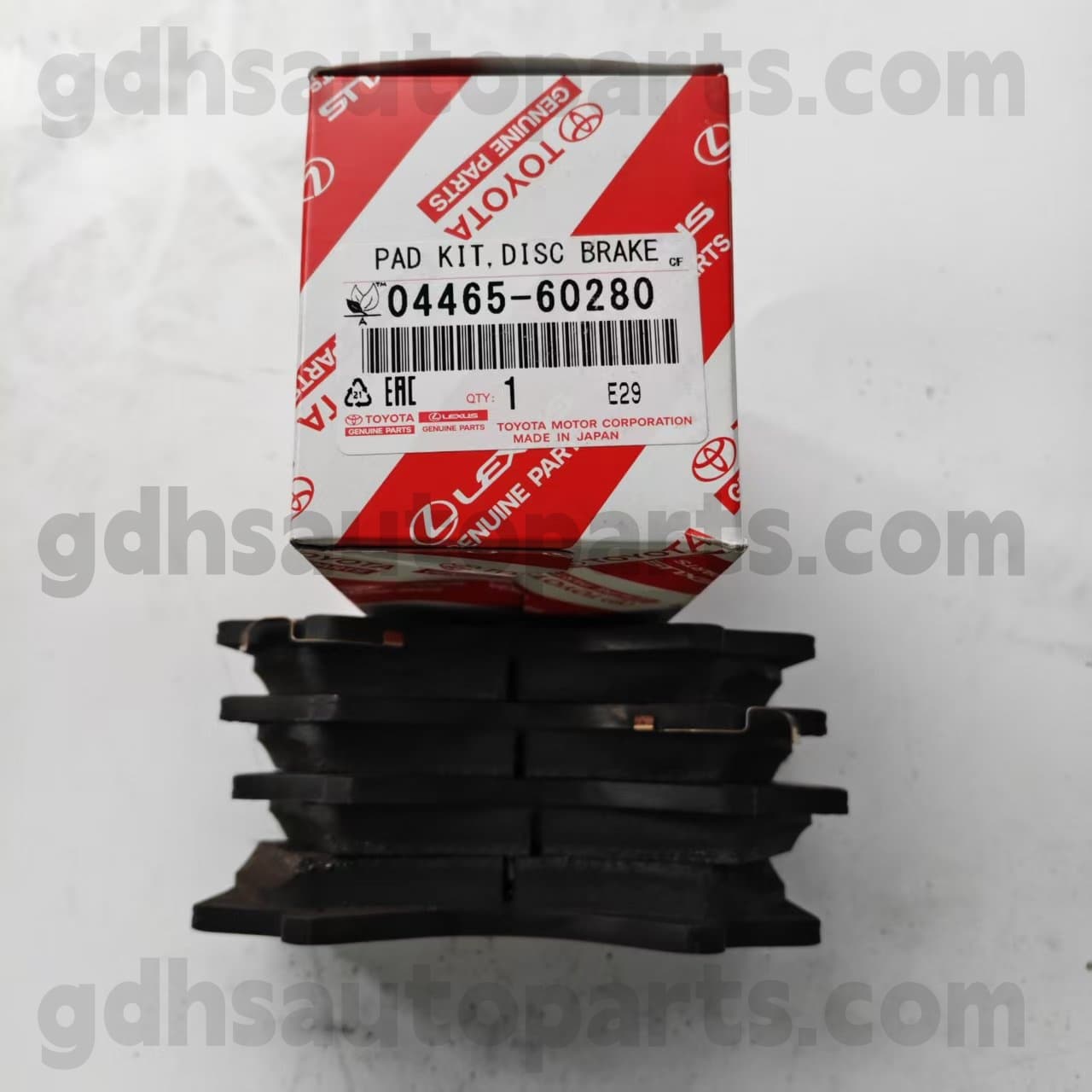 04465-60280 Toyota Bahagian tulen Pad brek depan untuk Land Cruiser 、 LX450D/460/570 Chassis no. UZJ200