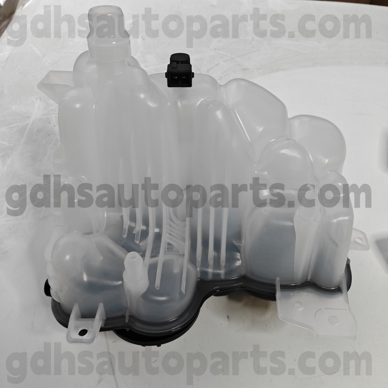 996316 NISSENS EXPANSION TANK UNTUK RANGE ROVER VELAR OE NO. LR128194